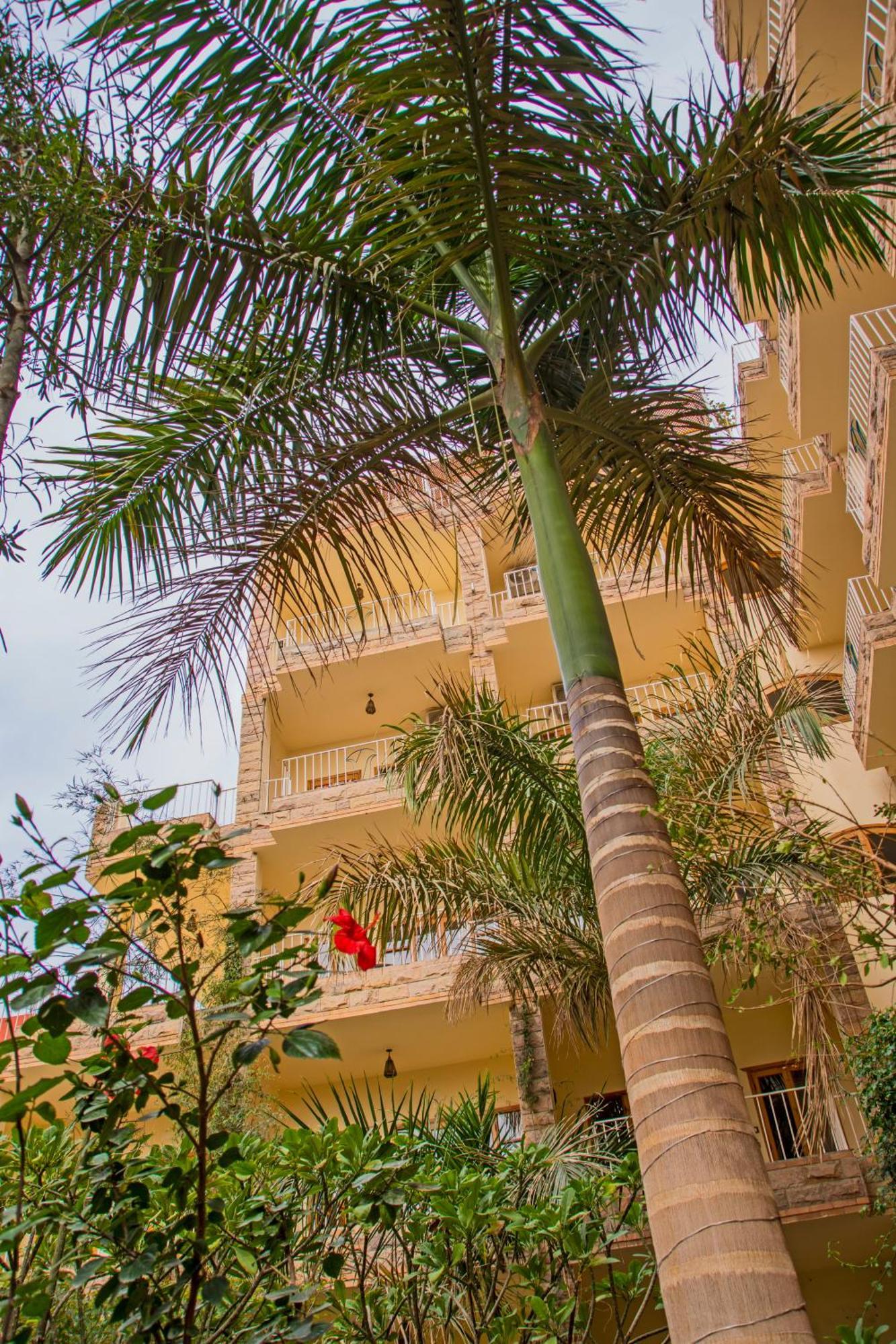 Thebes Hotel Luxor Esterno foto