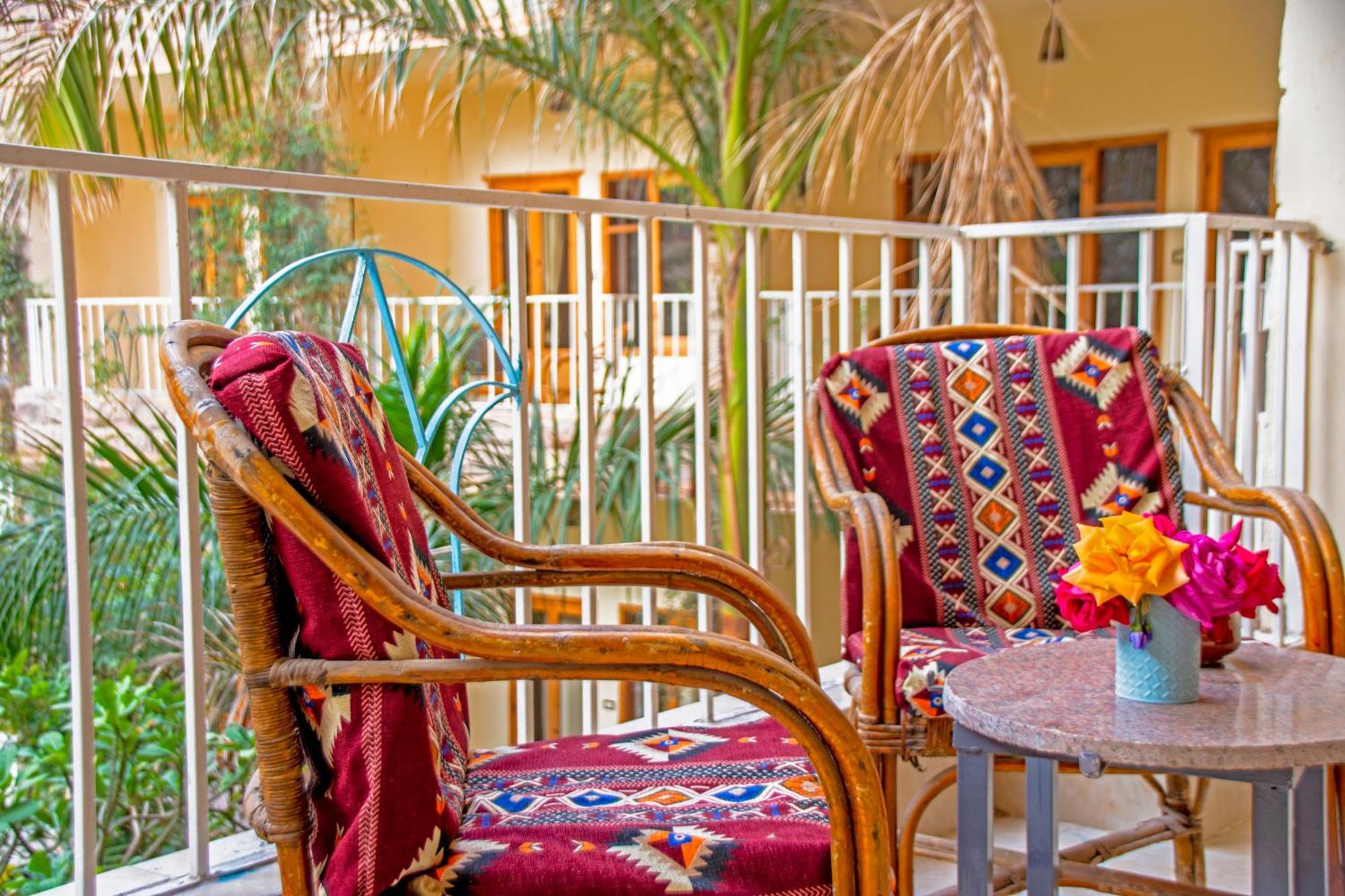 Thebes Hotel Luxor Esterno foto