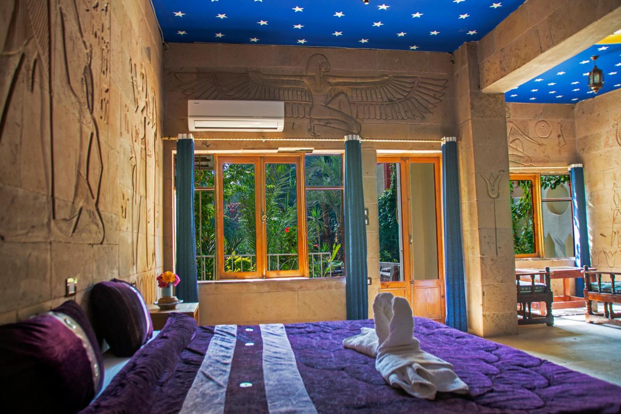 Thebes Hotel Luxor Esterno foto